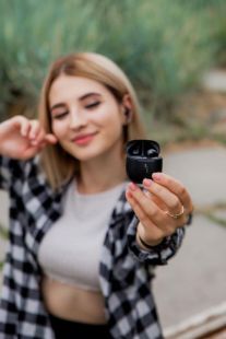 Bluetooth-гарнітура 4you ARA black (BT 5.1, Гарантія 12міс, РРЦ - 763грн) - СМАЧНА ЦІНА!