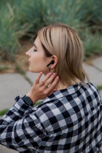 Bluetooth-гарнітура 4you ARA black (BT 5.1, Гарантія 12міс, РРЦ - 763грн) - СМАЧНА ЦІНА!