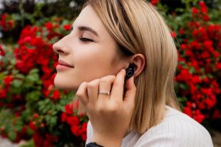 Bluetooth-гарнітура 4you VELA black (DotsDesign, BT 5.2, Гар12мес, РРЦ - 708г) - СМАЧНА ЦІНА!