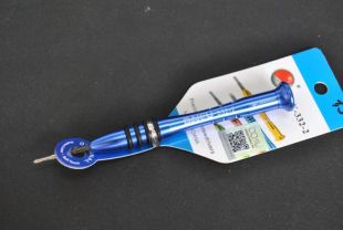 Отвертка Baku BK332-2 крест 1,5 (M)